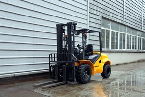UN Forklift FD35T-C2JB2