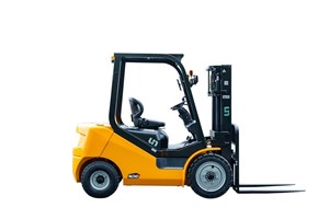 UN Forklift FD30-35T