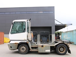 Terberg YT182-4X2