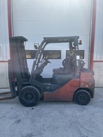 Toyota 8FGU25
